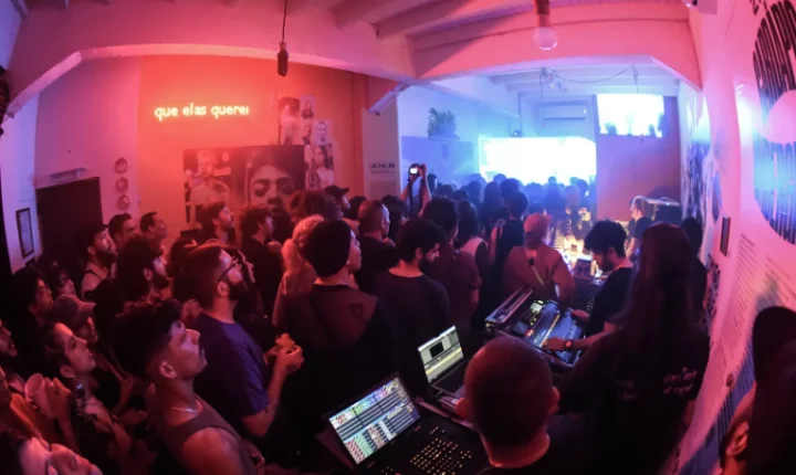 CARDÁPIO UNDERGROUND NA GARAGINHA -   