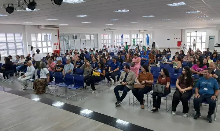 Servidores da Prefeitura Participam da 33ª SIPAT com Foco em Saúde e Finanças